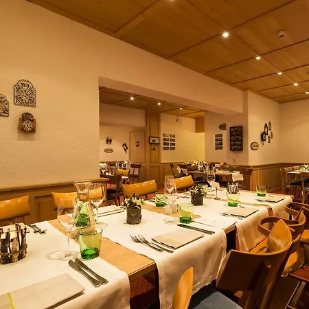 Lohmann Hotel 3*