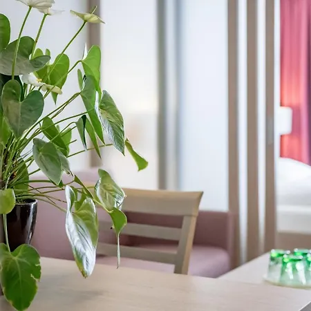 Lohmann Hotel 3*