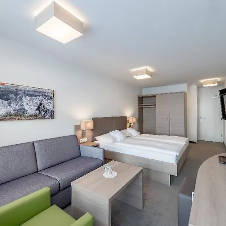 Lohmann Otel 3*