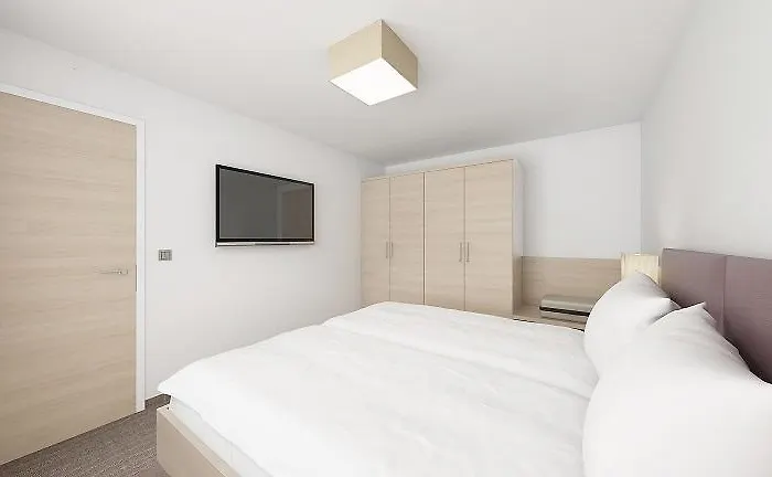 オールインクルーシブ ローマン オーバーグールグル